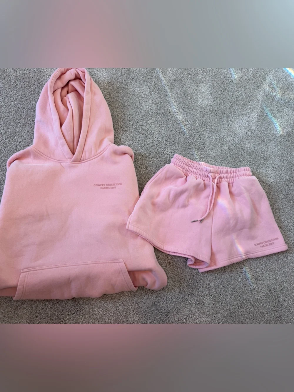 COMFRT Women's Pink pastel edition sweatsuit set
